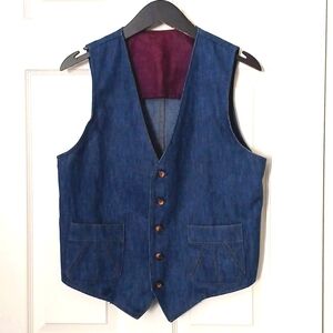 Uptown Express by Lee Jean Vest with stitched detail on pockets and back